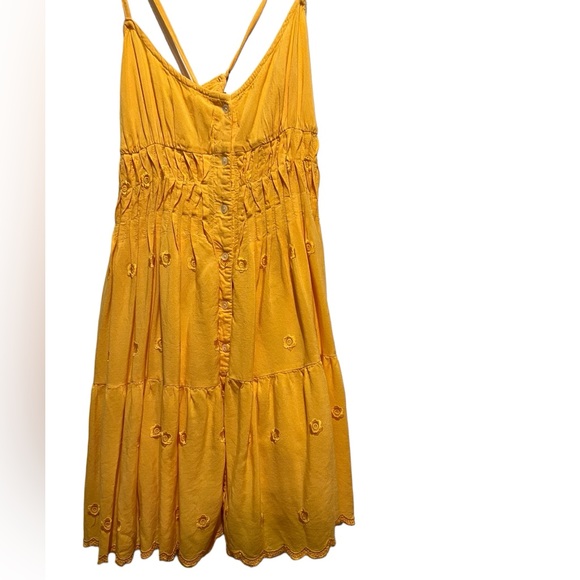 Urban Outfitters Yellow Sundress size Medium - Picture 1 of 7